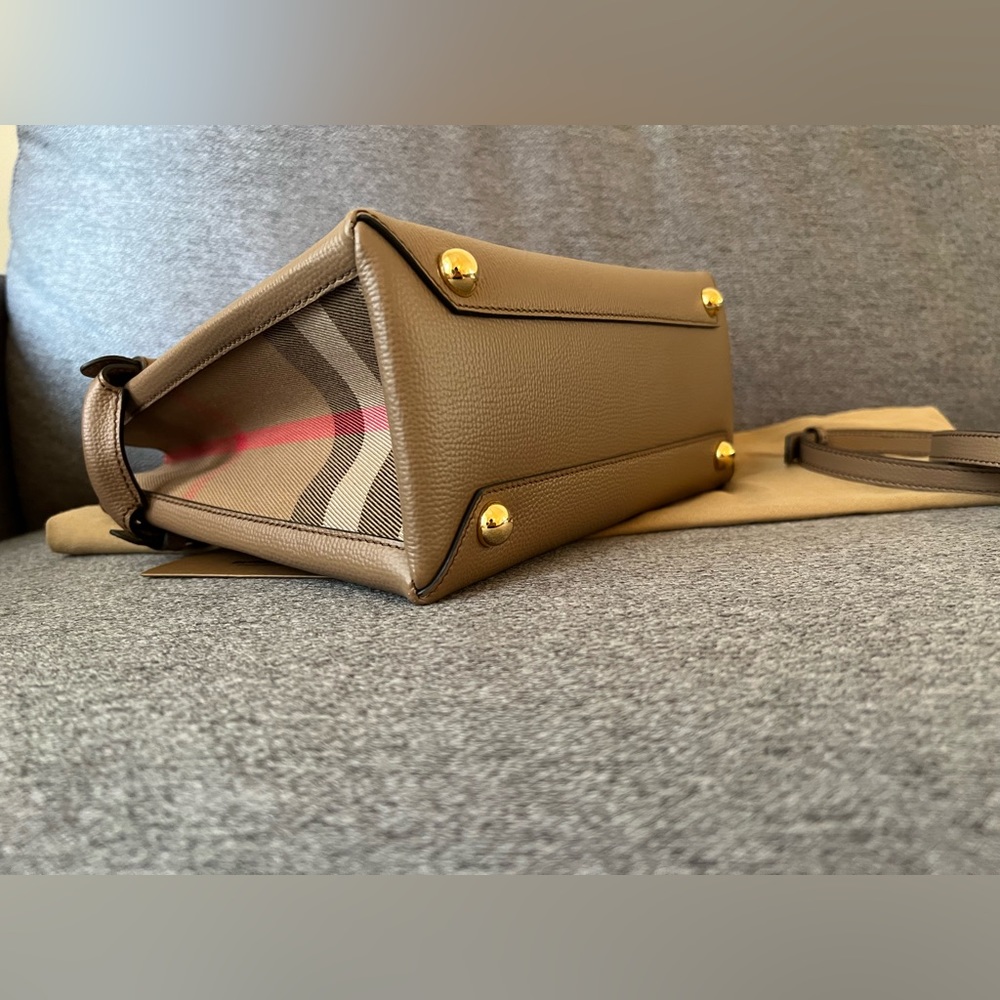 NWT Burberry Banner Small Tote House Check Derby Shoulder Crossbody Bag - Picture 12 of 14